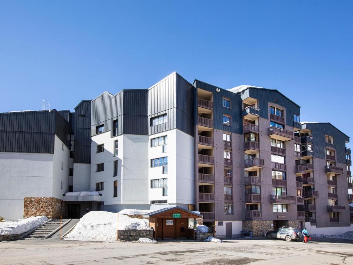 Apartment Les Cimes De Caron-3 By Interhome