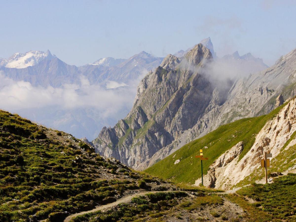Les Cimes De Caron-3 By Interhome * Val Thorens
